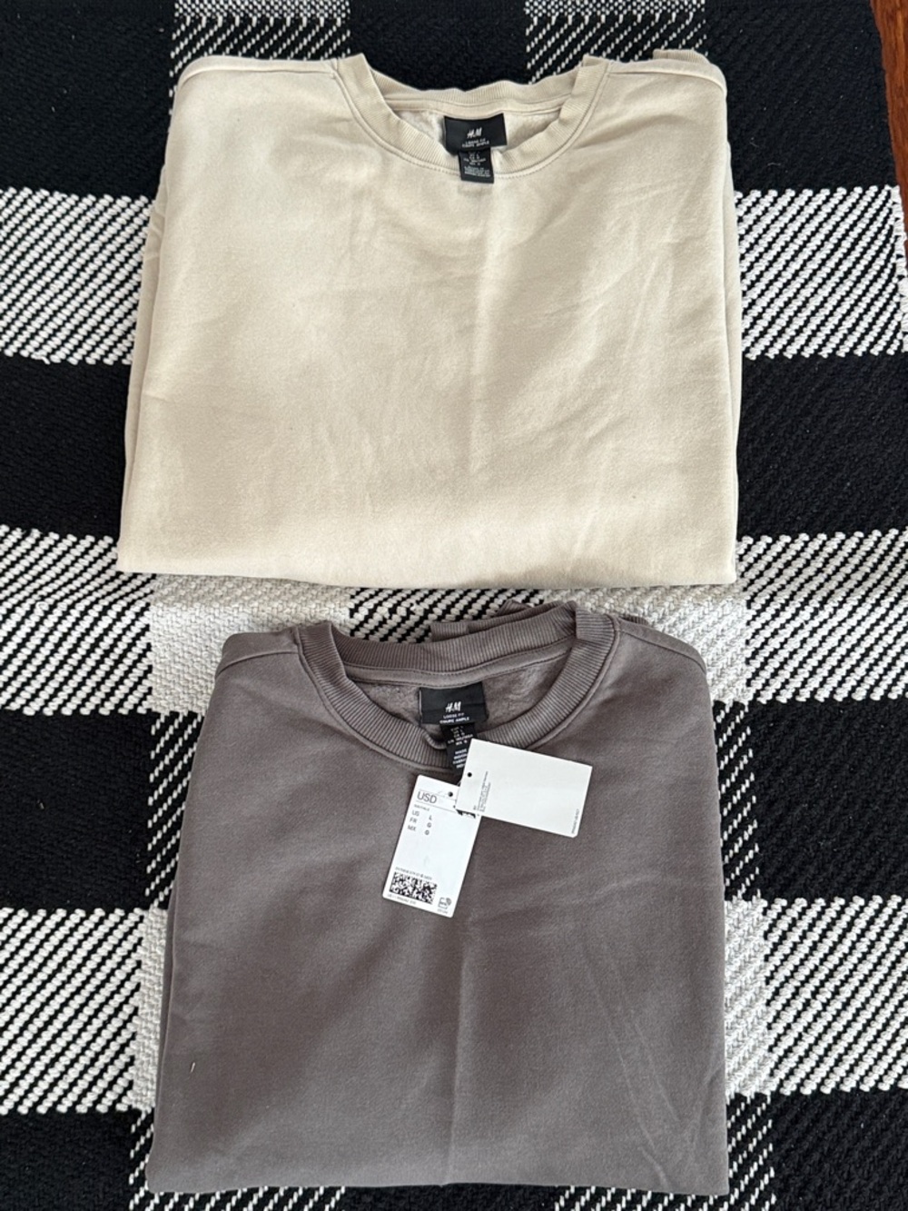 H&M Crewneck Sweatshirts in Cream and Charcoal Gray